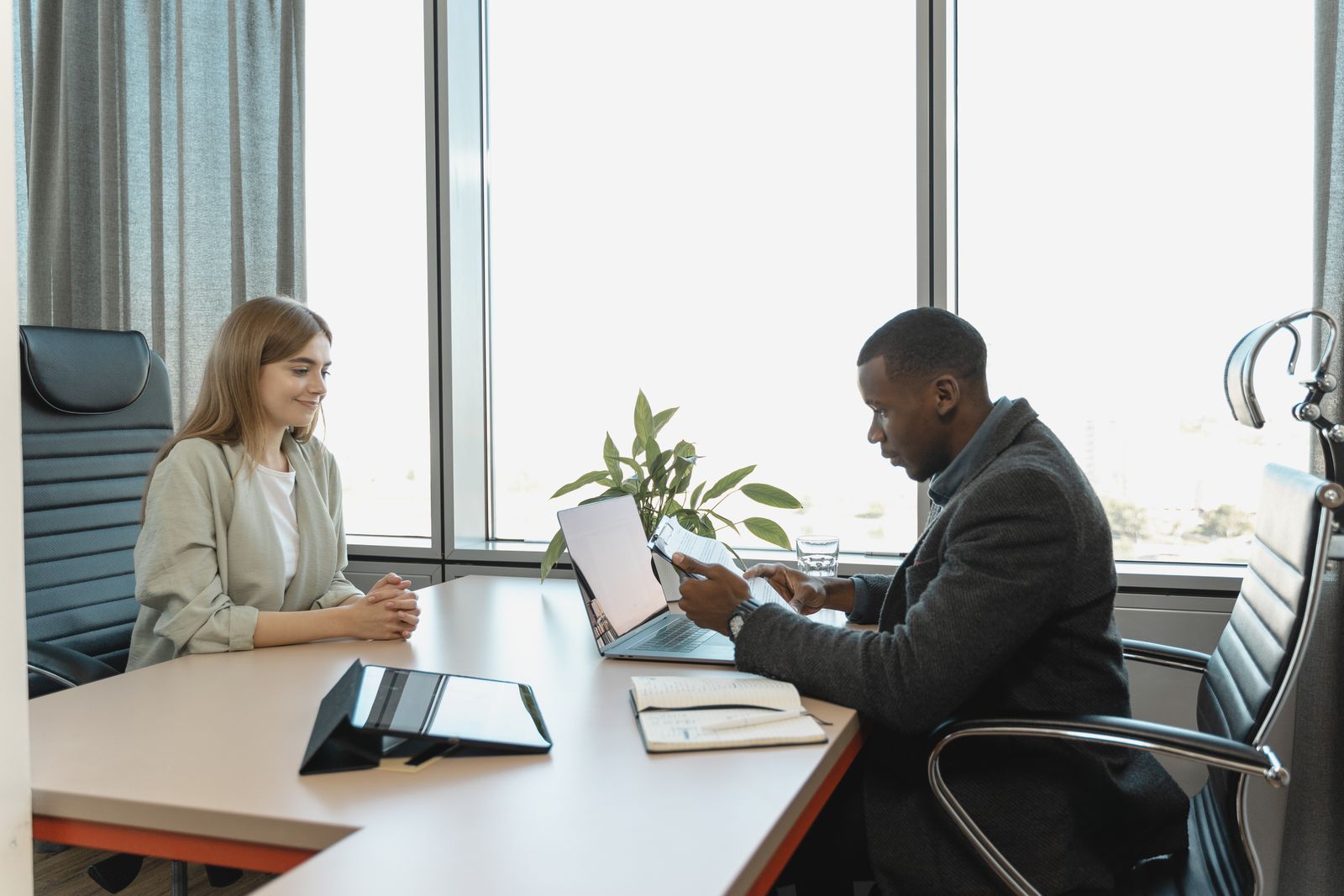 Réunion de conseil dans un bureau